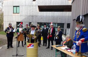 Vergnügliches Finther Narrengericht Ortsvorsteher Manfred Mahle wurde angeklagt und freigesprochen