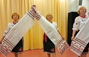 Mitgefühl und offene Herzen Benefizveranstaltung >>>Beim Kulturnachmittag „Benefiz für die Ukraine“ sagen Flüchtlinge danke