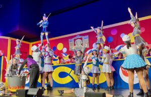 Ein Feuerwerk der guten Laune 400 Närrinnen beim Hausfrauennachmittag des CCW