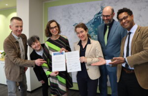 Schulverbund Kreis GG Mitte Kooperationsvereinbarung im Landratsamt unterzeichnet