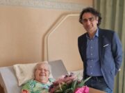 Gratulation zum 104. Geburtstag Erster Kreisbeigeordneter besucht Nauheimerin Christina Jacobi
