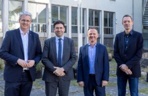 Entwicklungsgebiet „Rüsselsheim West“ Regierungspräsidium Darmstadt informiert sich über Planungen