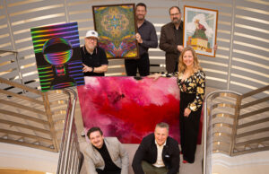 Farbenfrohe Vielfalt im ehemaligen Adelspalais Achte Auflage von „Kunst am Pier”