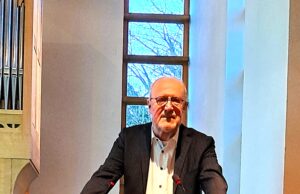 Die letzten Kriegstage in Hechtsheim Vortrag >>>Norbert Henke vom Verein Hechtsheimer Ortsgeschichte referierte im evangelischen Gemeindezentrum