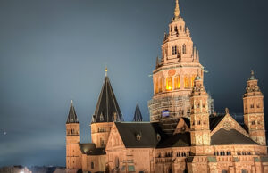 Überschuss – doch der Sparkurs bleibt Bistum Mainz hat den Finanzbericht für 2023 veröffentlicht