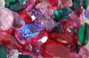 Kinder- und Familienzentrum Bischofsheim: Einladung zum „Diamond Painting“