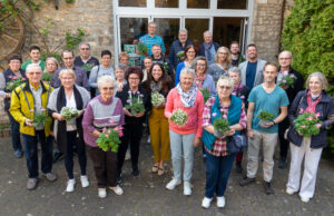 „Grünpaten“ sorgen für gutes Stadtklima EMPFANG >>>Stadt Nieder-Olm lädt Ehrenamtliche in die Schmiede Wettig ein