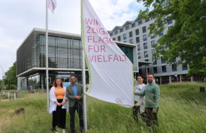 Kreis setzt Zeichen für Vielfalt Flagge hissen zum Deutschen Diversity Tag 2025