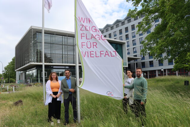 270525 Flagge für Vielfalt IMG_2828