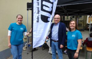 Spiel und Spaß für die ganze Familie Weisenauer Familienfest lockte auf den Schulhof der Schillerschule