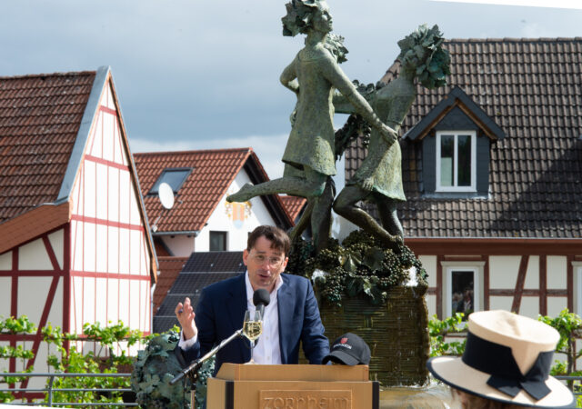 GREGOR STAROSCZYK-GERLACH