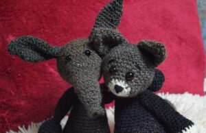 Neue Ausstellung in der Bücherei: Amigurumi und andere Häkelarbeiten
