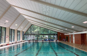 Bewegung und Begegnung im Wasser 50 Jahre Hallenbad Budenheim – Ein Tag voller Aktion und Spaß