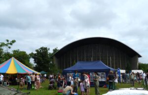 Buntes Programm für Jung und Alt Feier >>>St. Petrus Canisius-Gemeindefest überzeugte mit vielseitigen Aktionen