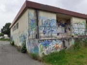 Internationale Graffiti-Künstler gestalten Pumpwerk am Mainvorland