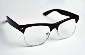 Sehen in Bewegung: Was Gleitsichtbrillen heute leisten