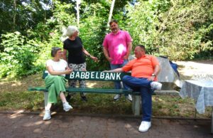 Drei Babbelbänke für Bretzenheim Feierliche Einweihung am Milchpfad neben dem Naturschaugarten