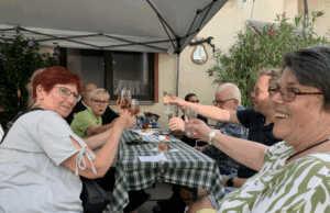 Vier Tage voller Genuss, Lachen und Zusammensein Das Ebersheimer Weinfest lockte viele Genießer an