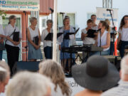 „Die Lust am Singen lebt“ Open-Air-Singen >>>Kreis-Chorverband Mainz feiert verspätetes Jubiläum in Nieder-Olm