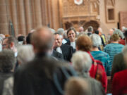 St. Katharinenkirche bleibt ein Raum der Hoffnung Ökumenischer Jubiläumsgottesdienst würdigte Geschichte und geistige Kraft des Gotteshauses in Oppenheim