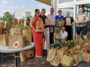 „Maibaum der Wünsche“: Geschenkeübergabe im Haus Mainblick