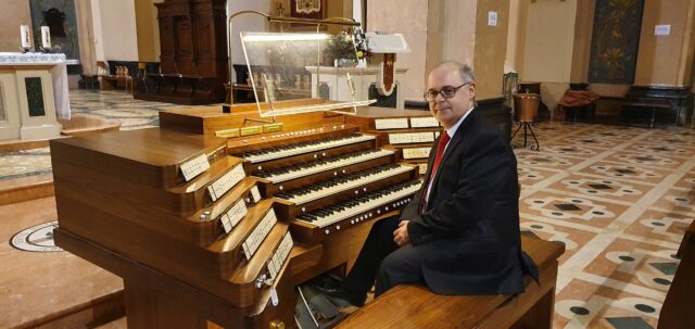 Gau-Bischofsheim. Geissel-Orgel
