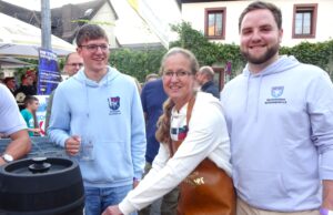 Genuss und Spaß in Alt-Hexem Vergnügen >>>Hechtsheim feierte vier Tage lang Kerb