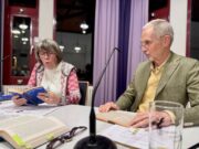 Wenn „der Zuck“ erzählt Literatur >>>Lesung zu 100 Jahre „Der fröhliche Weinberg“ in Laubenheim