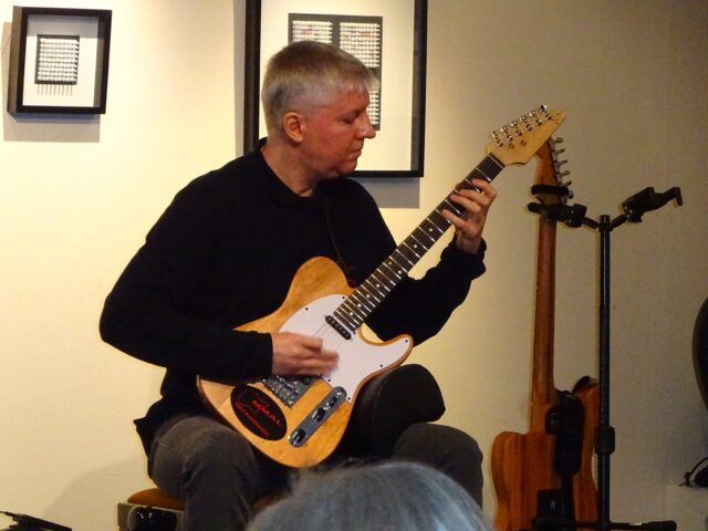 Bretzenheim-ZMO-Gitarre Oliver Gehrig