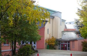 Finther Waldorfschule wird erweitert Waldorfschulverein stellte Pläne im Ortsbeirat vor