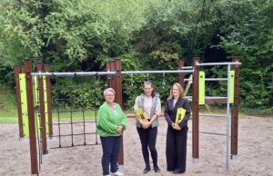 Neues Spielgerät in der Saugewann Elterninitiative >>>Spielen und Toben in Lörzweiler ausdrücklich erlaubt