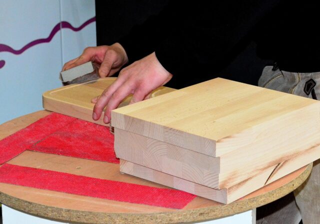 carpenter-3280956_1280