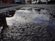 Asphaltreparaturen in Teilabschnitt der Walter-Flex-Straße