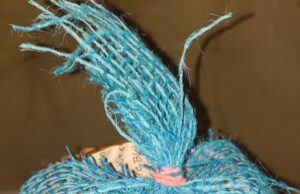 Bienen-Nisthilfe als Weihnachtsgeschenk So gelingt Upcycling beim Bastelabend