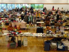 Großer Flohmarkt lockte ins Bürgerhaus