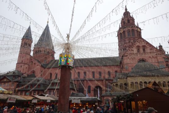 Mainzer Weihnachtsmarkt eröffnet