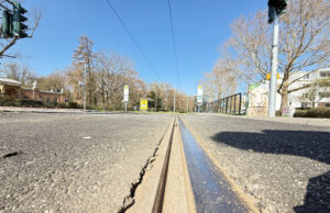 Verkehrsführung während der Gleisarbeiten umgeleitet Maßnahmen zur Sicherung des Verkehrsflusses
