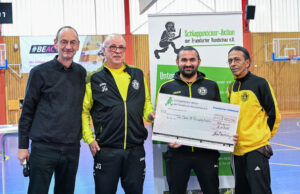 SC Opel mit Schlappekicker-Preis ausgezeichnet