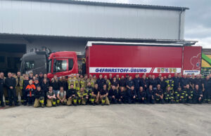 Feuerwehren der VG Nieder-Olm proben Gefahrstoffunfall ÜBUNG >>>Rund 130 ehrenamtliche Einsatzkräfte nahmen an der Übung teil
