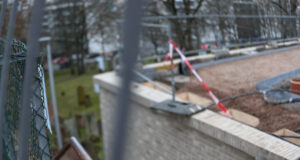 Weiterhin kein Durchgang von der Paul-Denis-Straße