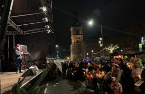 Wenn Rüsselsheim im Chor erklingt Das Stadtwerke-Adventssingen bringt Menschen in festlicher Atmosphäre zusammen