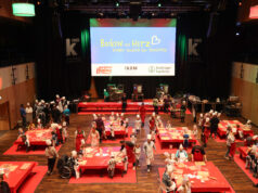 Gemeinsam in der Weihnachtsbäckerei