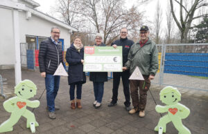 Kita freut sich über 500-Euro-Scheck