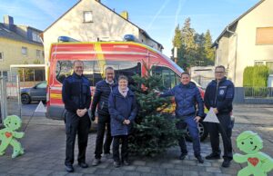 Tannenbaumaktion begeistert städtische Einrichtungen