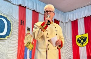 Dragoner mit Witz, Wumms und Herz Kurz, knackig, kultig: die legendäre Korzsitzung