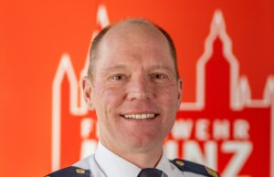 Stefan Behrendt ist neuer Leiter der Mainzer Feuerwehr Oberbrandrat übernahm am 31. Dezember die Funktion des Amtsleiters