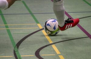 Walking Footballer sind drin und draußen