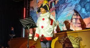 Mit Sitzungspräsident Marcus Schwalbach als Faustpfand