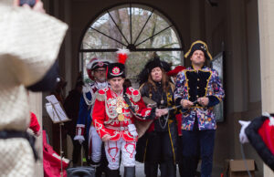 Ketten und der Rapportvorschlag über Helauheim Fastnacht >>>Neustadt-Narren erstürmen die Ortsverwaltung