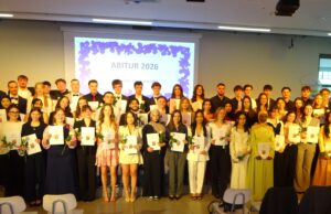 „Geht eure Wege und findet eure Ziele!“ Gelungene Abifeier an der IGS Auguste Cornelius